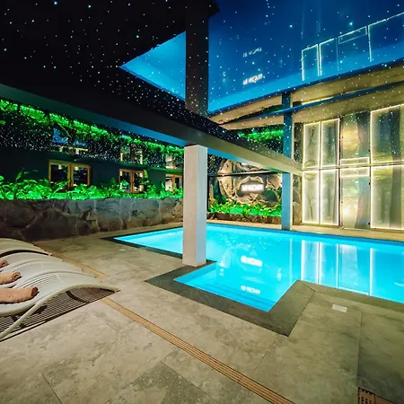 Resort Le Mont Medical & Adults Only