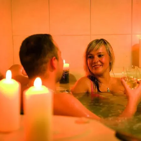 Le Mont Medical & Adults Only
